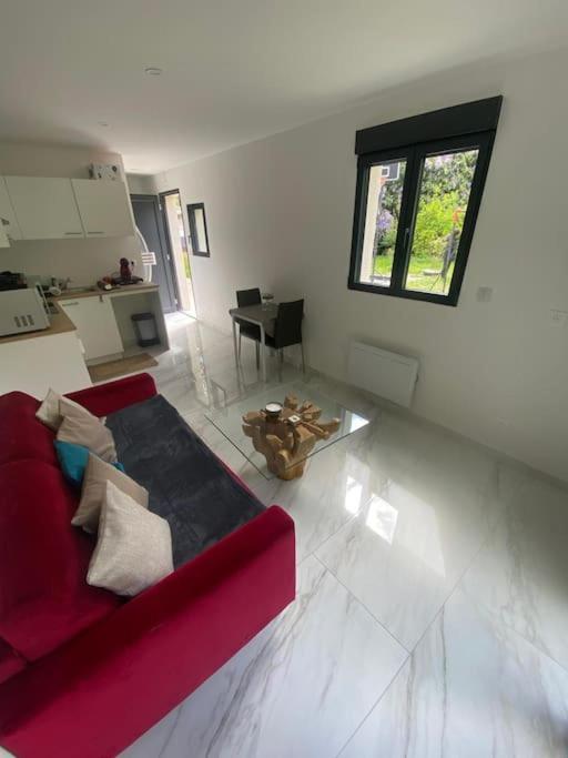 Tiny House Dalia Jardin & Foret 10 Min De La Gare ดอมมารีย์-เลส์-ลีซ์ ภายนอก รูปภาพ
